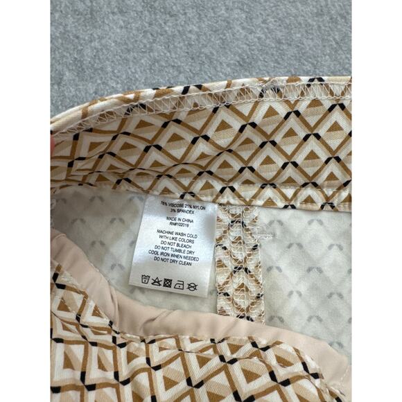 A. Putnam Kick Flare (more than just golf) pants in Grid Clay  Size Small (NWT) - Picture 9 of 12